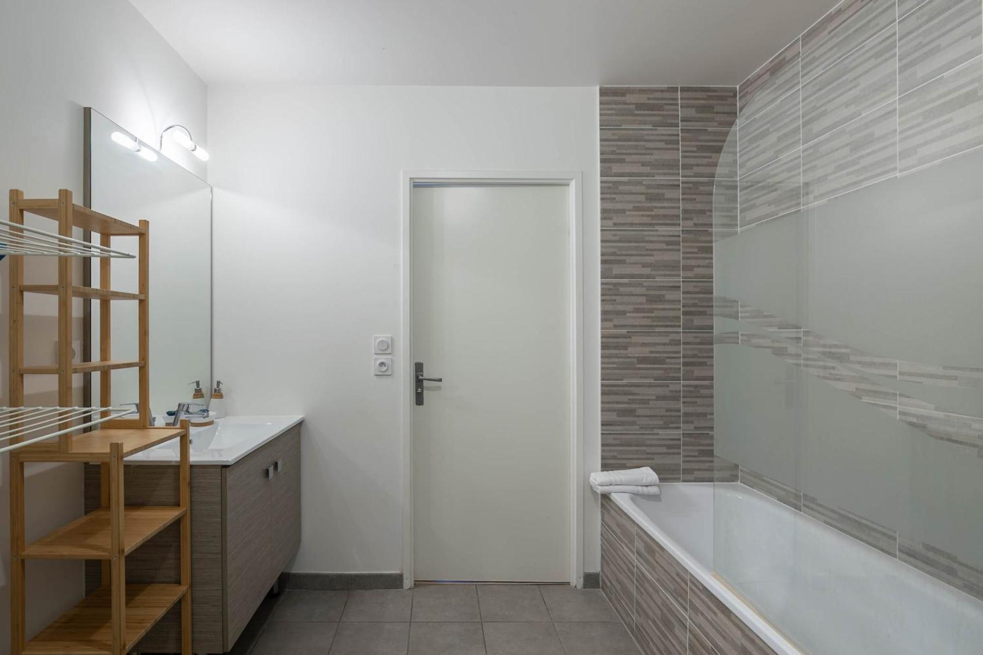 Studio 30 M2 Tout Confort - Rer A 3 Min, Acces Paris & Disneyland Villiers-sur-Marne Exterior photo